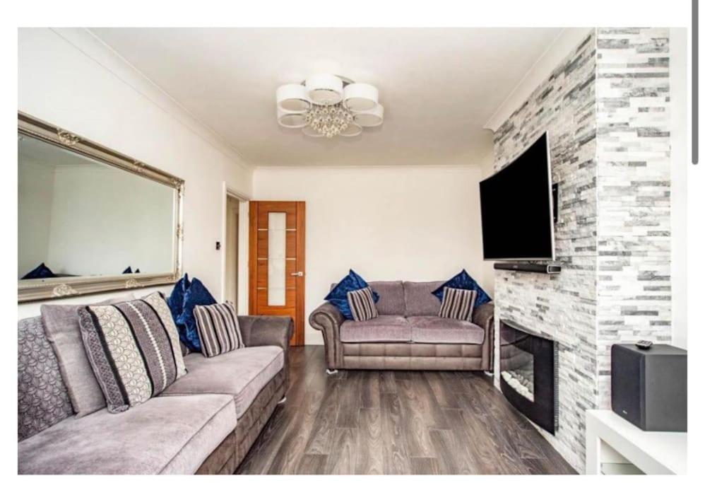 2 Bed - Walking Distance To Harry Potter Studio Watford  Exteriör bild